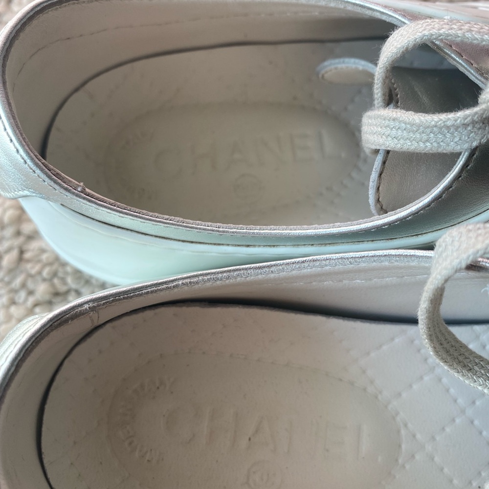 Chanel White Silver 7.5 Lace Chevre Sneakers Rubber Leather Made in Italy Coco - Picture 7 of 12